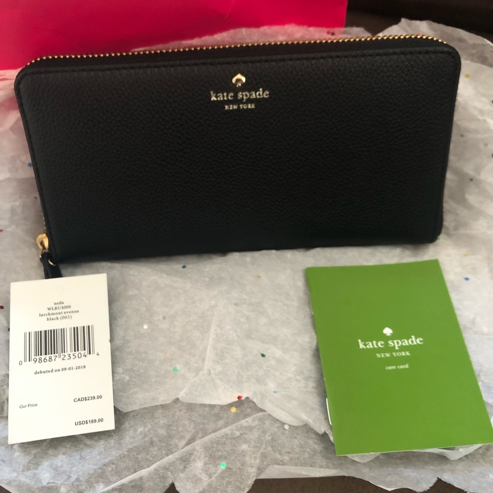 Beautiful Brand New Kate Spade Wallet